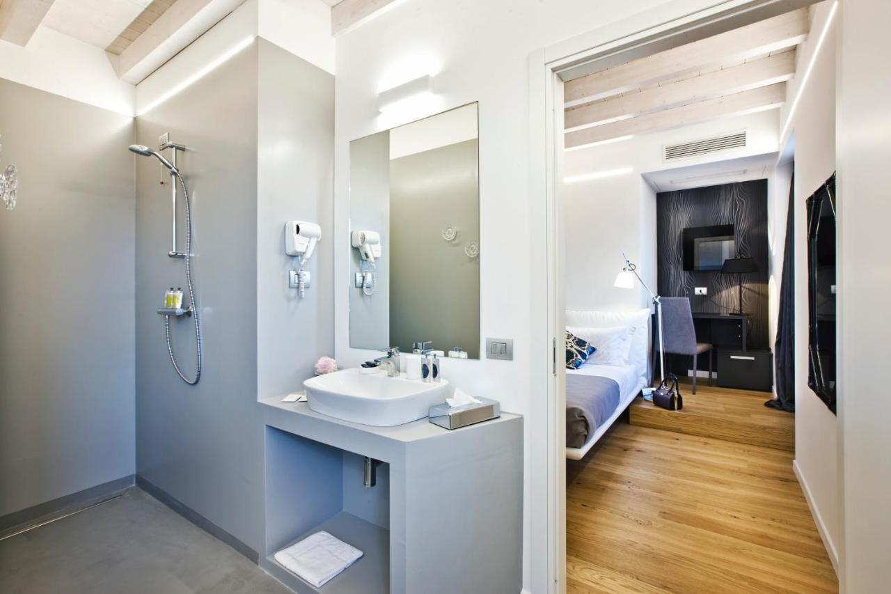 Manzoni 124 Bed&Relax Bed & Breakfast Esine Luaran gambar