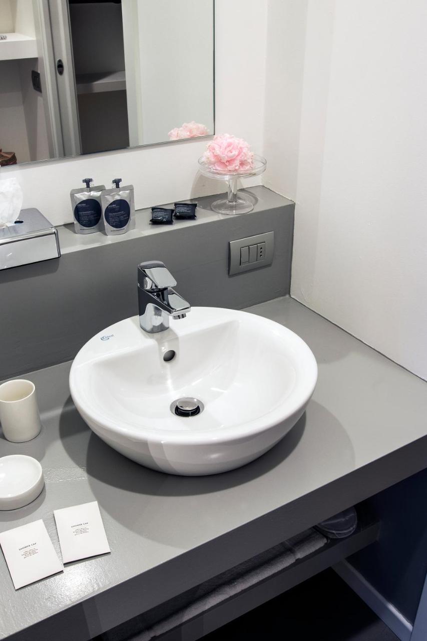 Manzoni 124 Bed&Relax Bed & Breakfast Esine Luaran gambar