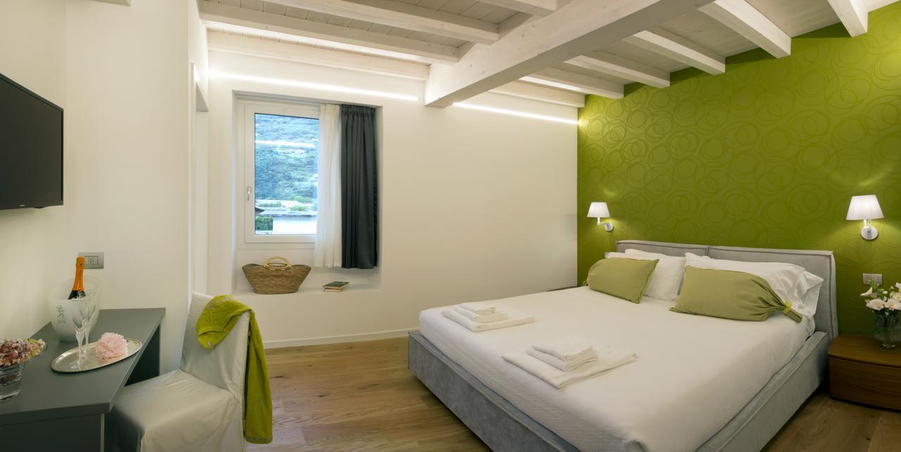 Manzoni 124 Bed&Relax Bed & Breakfast Esine Luaran gambar